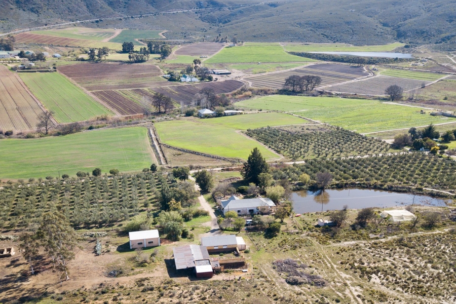 7 Bedroom Property for Sale in Barrydale Western Cape